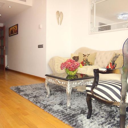 Lux Apartments Barcelona Room photo