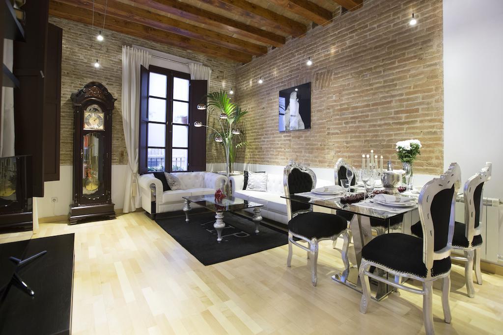 Lux Apartments Barcelona Room photo